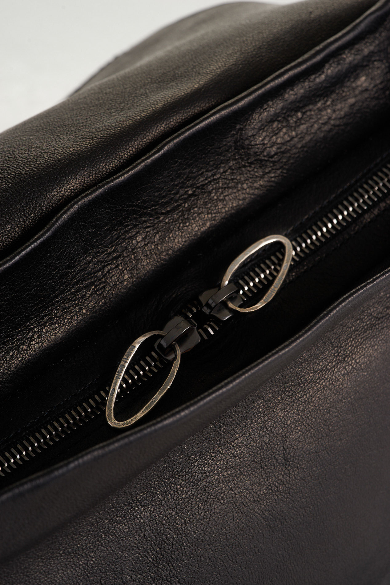 daniele basta leather and silver bags - DETAIL